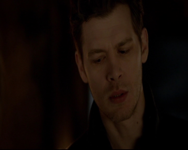 VampireDiariesWorld-dot-nl_TheOriginals_3x12DeadAngels1848.jpg