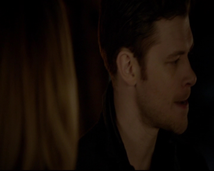 VampireDiariesWorld-dot-nl_TheOriginals_3x12DeadAngels1855.jpg