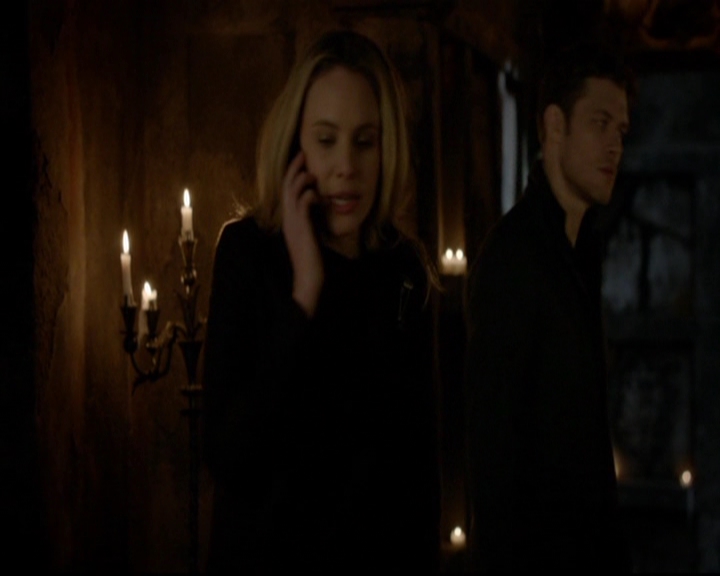 VampireDiariesWorld-dot-nl_TheOriginals_3x12DeadAngels1860.jpg