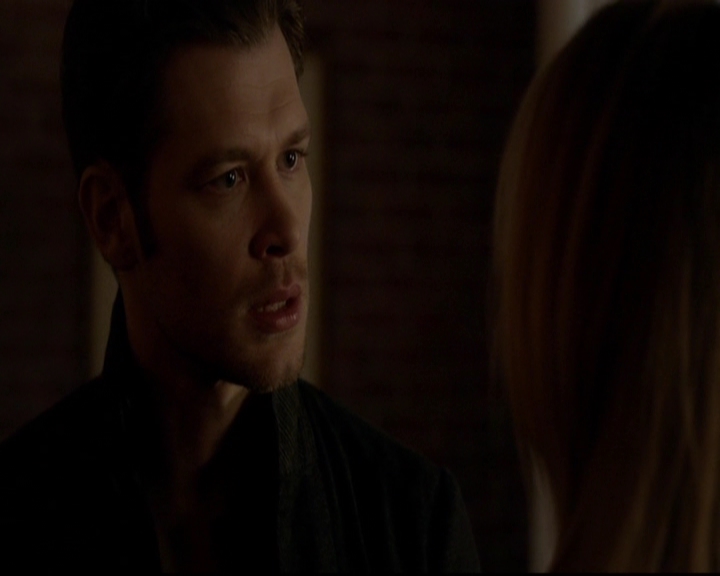 VampireDiariesWorld-dot-nl_TheOriginals_3x12DeadAngels2040.jpg