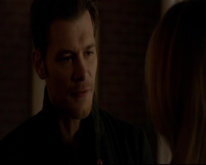 VampireDiariesWorld-dot-nl_TheOriginals_3x12DeadAngels2044.jpg