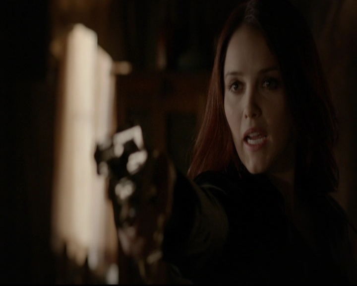 VampireDiariesWorld-dot-nl_TheOriginals_3x13HeartShapedBox0771.jpg