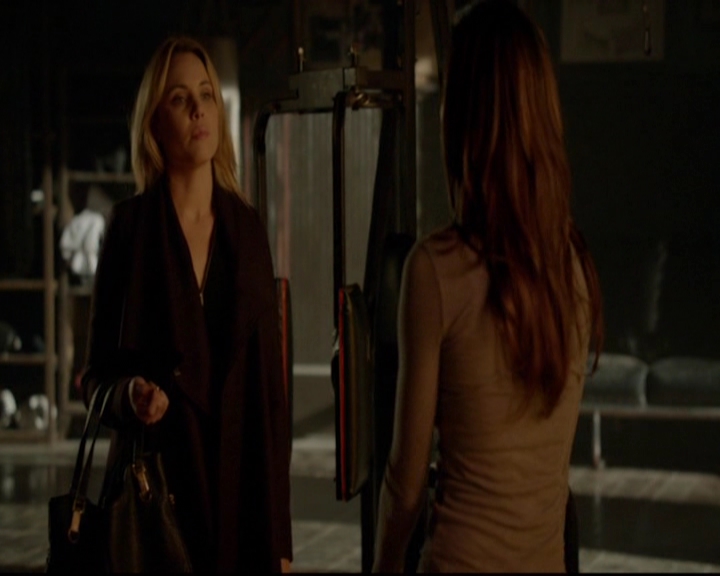 VampireDiariesWorld-dot-nl_TheOriginals_3x13HeartShapedBox0880.jpg