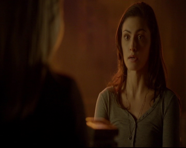 VampireDiariesWorld-dot-nl_TheOriginals_3x13HeartShapedBox0892.jpg