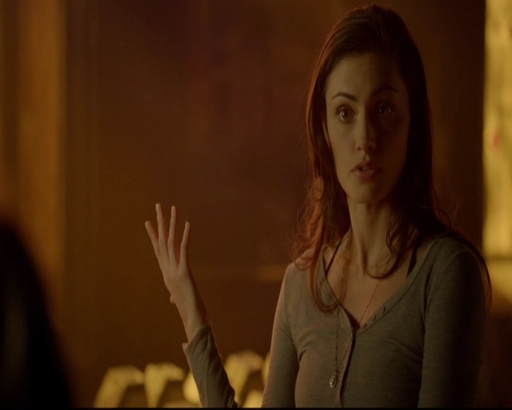 VampireDiariesWorld-dot-nl_TheOriginals_3x13HeartShapedBox0911.jpg