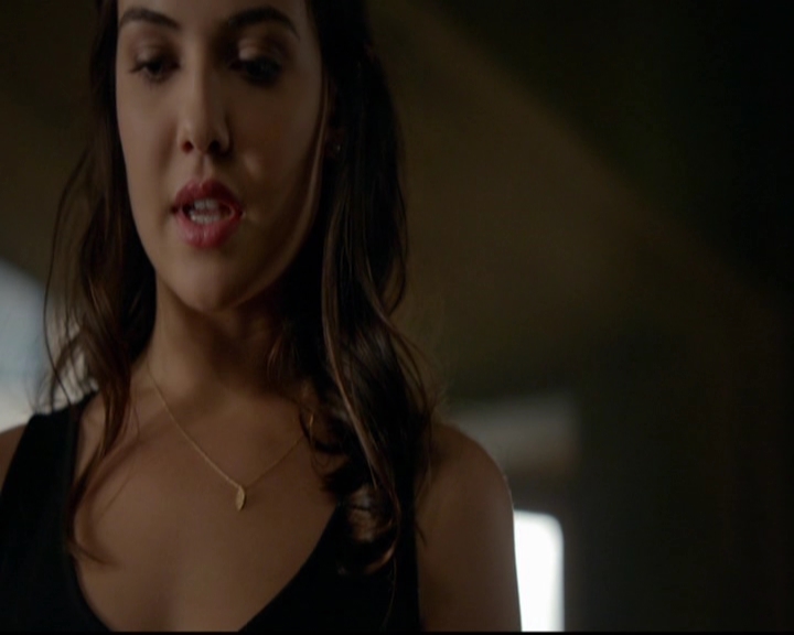 VampireDiariesWorld-dot-nl_TheOriginals_3x13HeartShapedBox0988.jpg