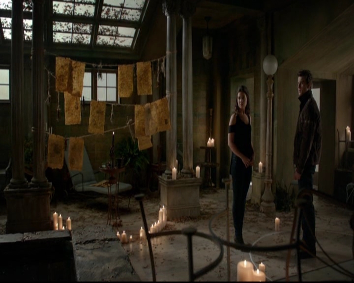 VampireDiariesWorld-dot-nl_TheOriginals_3x13HeartShapedBox1015.jpg