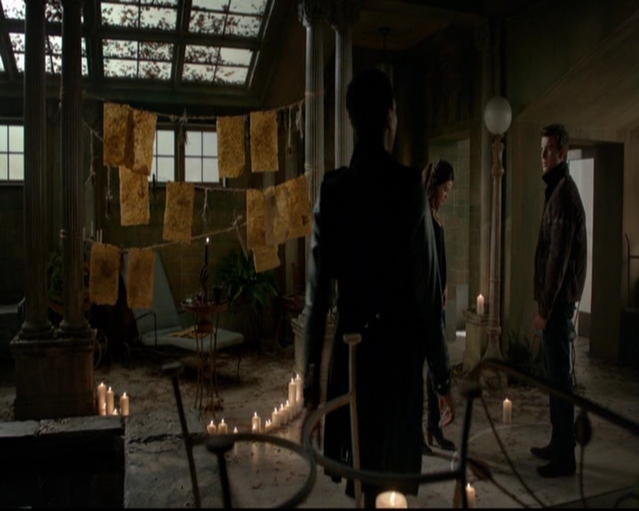 VampireDiariesWorld-dot-nl_TheOriginals_3x13HeartShapedBox1017.jpg