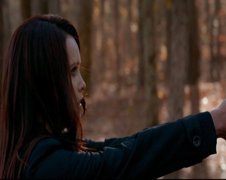 VampireDiariesWorld-dot-nl_TheOriginals_3x13HeartShapedBox1486.jpg