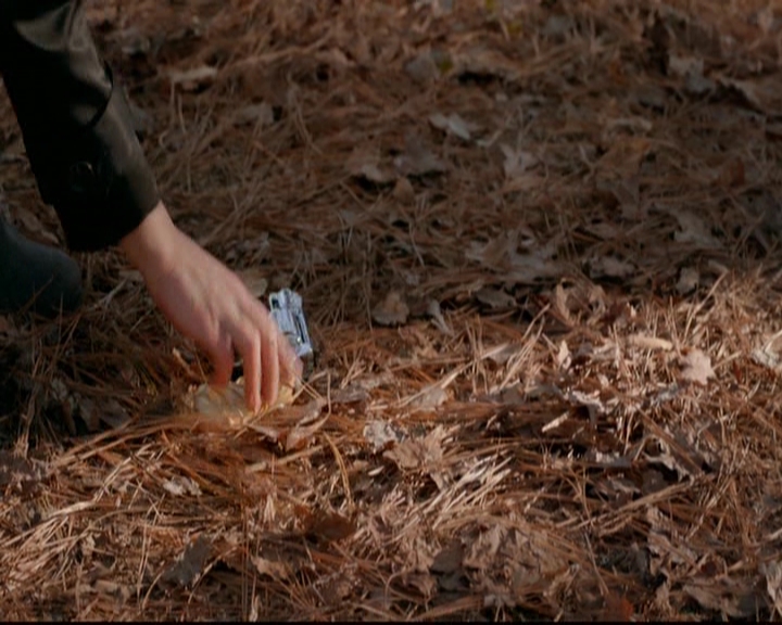 VampireDiariesWorld-dot-nl_TheOriginals_3x13HeartShapedBox1520.jpg