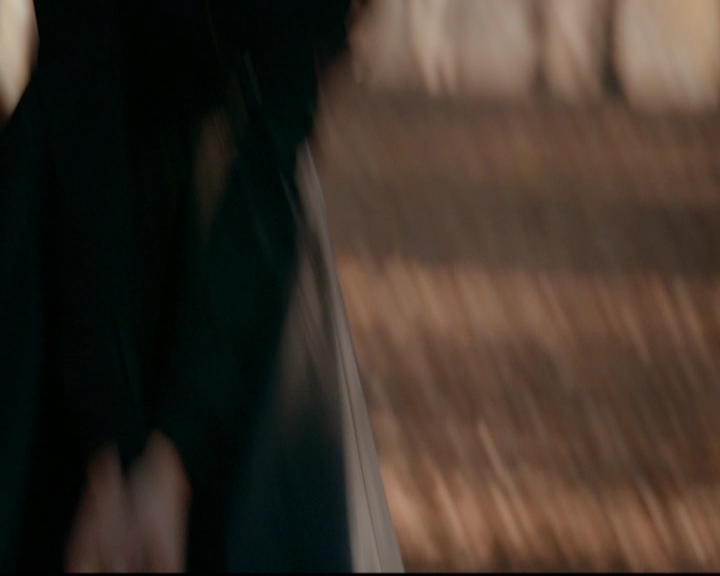 VampireDiariesWorld-dot-nl_TheOriginals_3x13HeartShapedBox1521.jpg