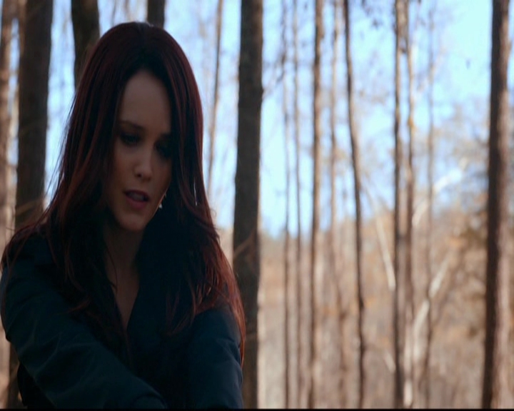 VampireDiariesWorld-dot-nl_TheOriginals_3x13HeartShapedBox1523.jpg