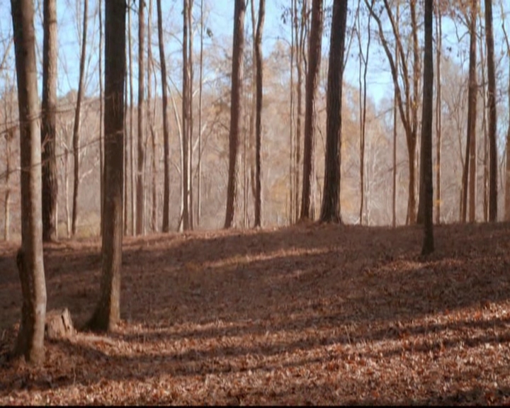 VampireDiariesWorld-dot-nl_TheOriginals_3x13HeartShapedBox1531.jpg