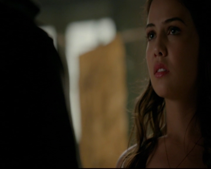 VampireDiariesWorld-dot-nl_TheOriginals_3x13HeartShapedBox1581.jpg