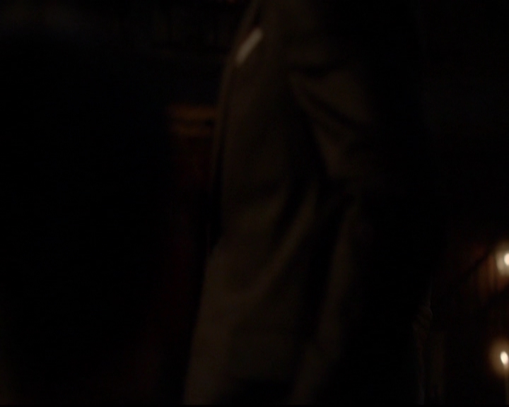 VampireDiariesWorld-dot-nl_TheOriginals_3x13HeartShapedBox1796.jpg