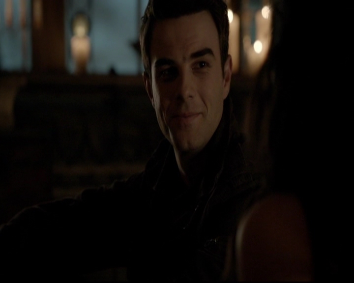 VampireDiariesWorld-dot-nl_TheOriginals_3x13HeartShapedBox1892.jpg