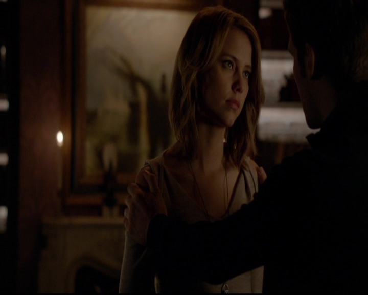 VampireDiariesWorld-dot-nl_TheOriginals_3x13HeartShapedBox2115.jpg