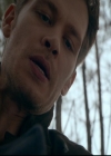 VampireDiariesWorld-dot-nl_TheOriginals_3x13HeartShapedBox1643.jpg