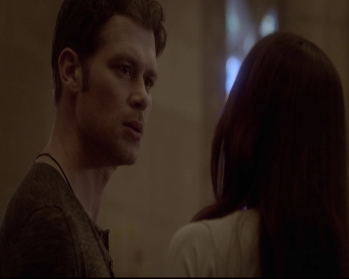 VampireDiariesWorld-dot-nl_TheOriginals_3x14AStreetcarNamedDesire0897.jpg