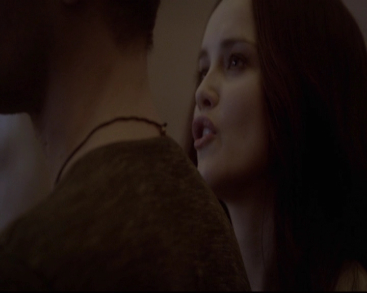 VampireDiariesWorld-dot-nl_TheOriginals_3x14AStreetcarNamedDesire0910.jpg