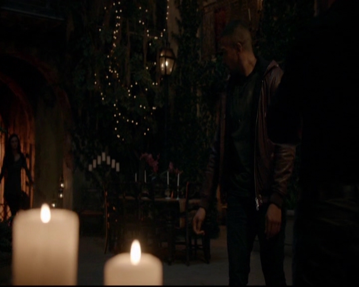 VampireDiariesWorld-dot-nl_TheOriginals_3x14AStreetcarNamedDesire0953.jpg