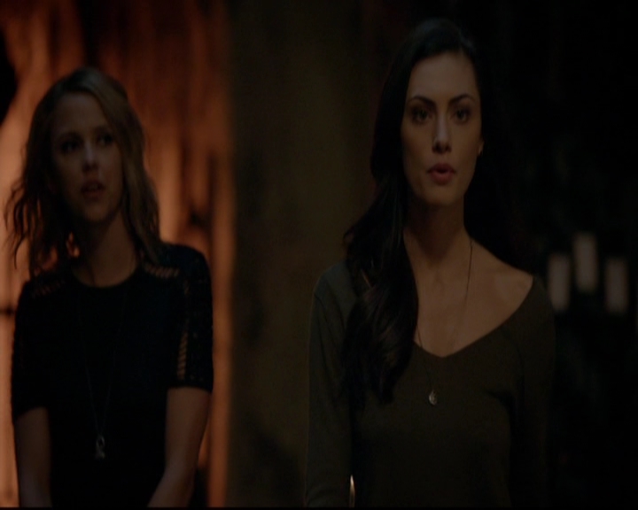 VampireDiariesWorld-dot-nl_TheOriginals_3x14AStreetcarNamedDesire0955.jpg