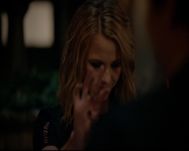 VampireDiariesWorld-dot-nl_TheOriginals_3x14AStreetcarNamedDesire0975.jpg