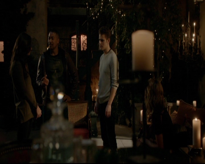 VampireDiariesWorld-dot-nl_TheOriginals_3x14AStreetcarNamedDesire0987.jpg