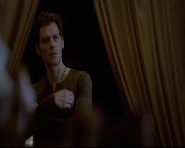 VampireDiariesWorld-dot-nl_TheOriginals_3x14AStreetcarNamedDesire1198.jpg