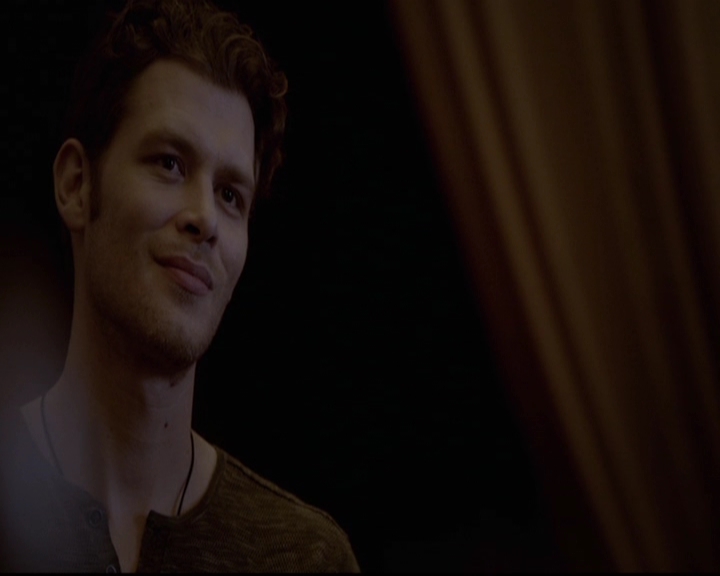 VampireDiariesWorld-dot-nl_TheOriginals_3x14AStreetcarNamedDesire1216.jpg