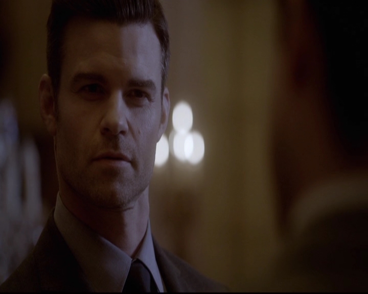 VampireDiariesWorld-dot-nl_TheOriginals_3x14AStreetcarNamedDesire1226.jpg