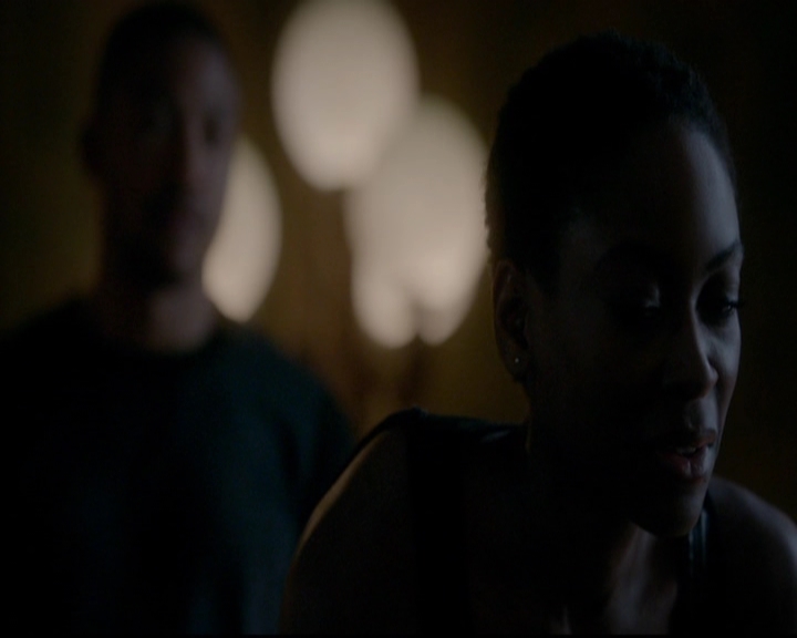 VampireDiariesWorld-dot-nl_TheOriginals_3x14AStreetcarNamedDesire1244.jpg