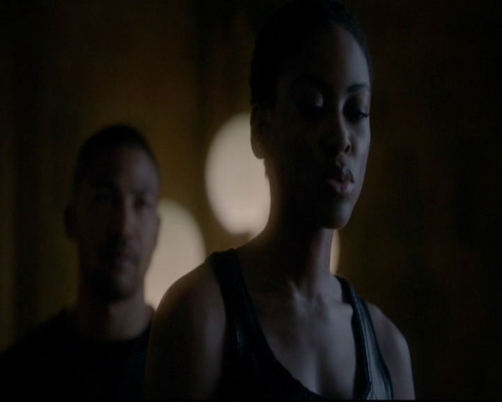 VampireDiariesWorld-dot-nl_TheOriginals_3x14AStreetcarNamedDesire1253.jpg