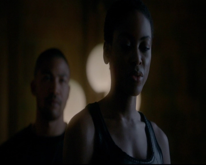 VampireDiariesWorld-dot-nl_TheOriginals_3x14AStreetcarNamedDesire1254.jpg