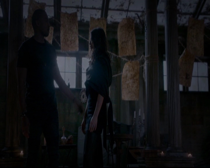 VampireDiariesWorld-dot-nl_TheOriginals_3x14AStreetcarNamedDesire1400.jpg