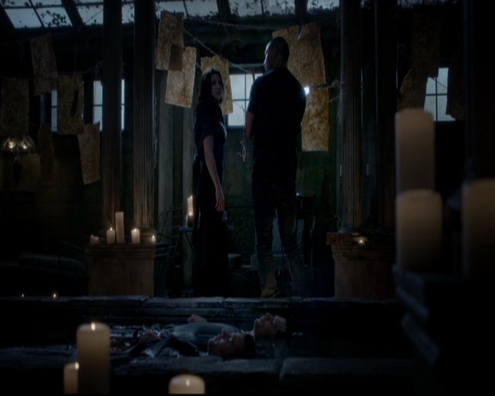 VampireDiariesWorld-dot-nl_TheOriginals_3x14AStreetcarNamedDesire1453.jpg