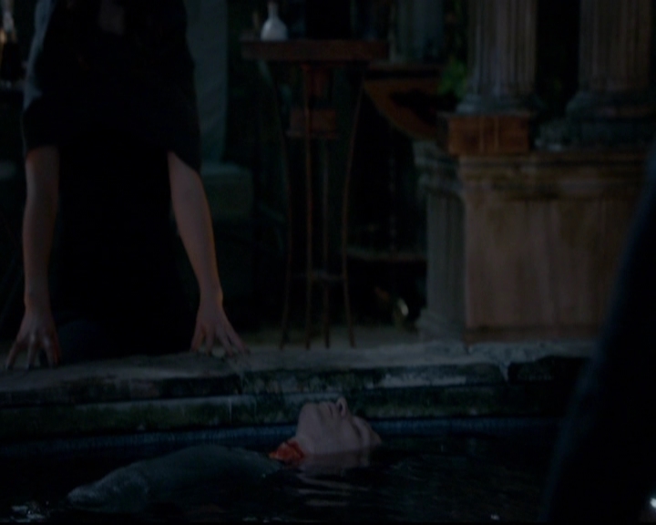 VampireDiariesWorld-dot-nl_TheOriginals_3x14AStreetcarNamedDesire1577.jpg