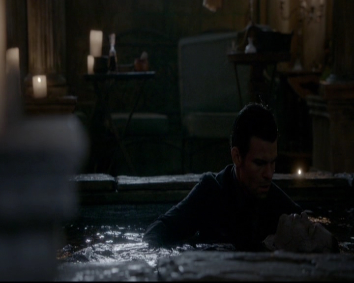 VampireDiariesWorld-dot-nl_TheOriginals_3x14AStreetcarNamedDesire1769.jpg