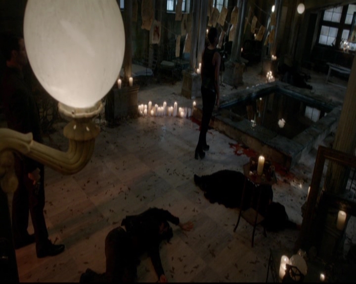 VampireDiariesWorld-dot-nl_TheOriginals_3x14AStreetcarNamedDesire1797.jpg