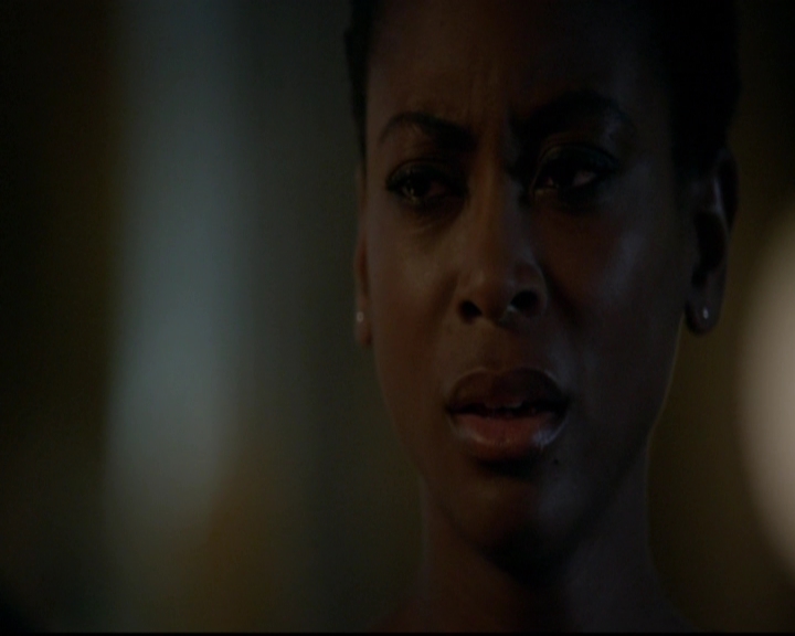 VampireDiariesWorld-dot-nl_TheOriginals_3x14AStreetcarNamedDesire1885.jpg