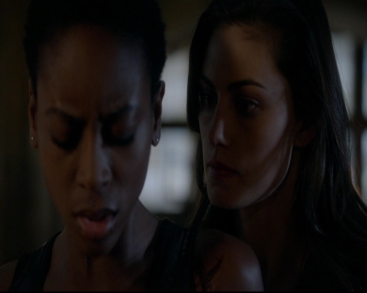 VampireDiariesWorld-dot-nl_TheOriginals_3x14AStreetcarNamedDesire1901.jpg