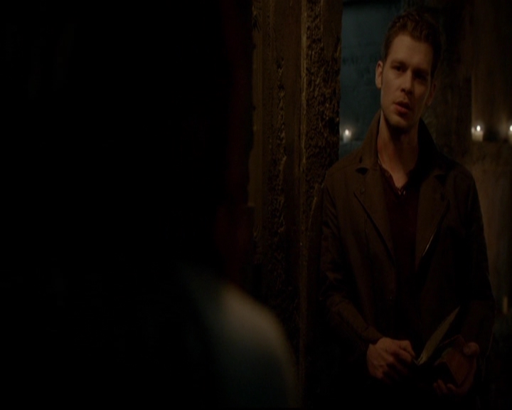 VampireDiariesWorld-dot-nl_TheOriginals_3x14AStreetcarNamedDesire1971.jpg