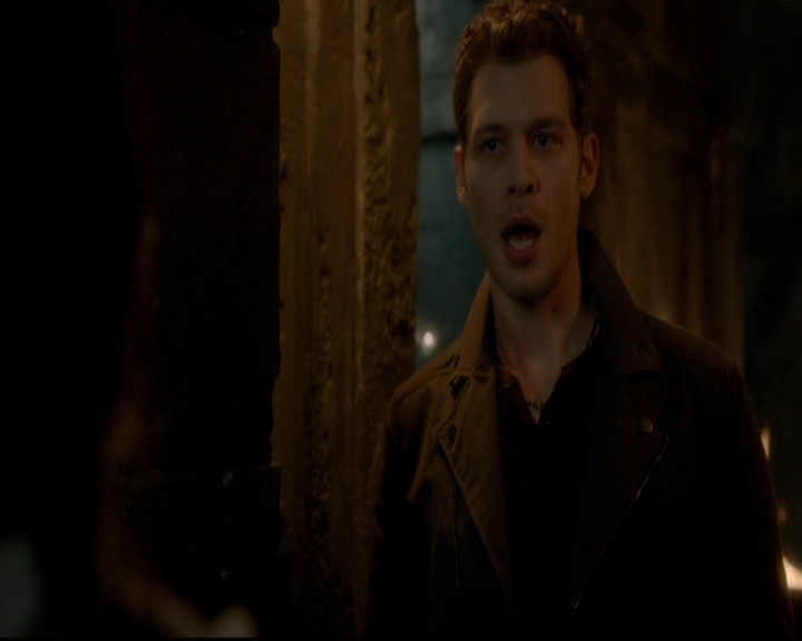 VampireDiariesWorld-dot-nl_TheOriginals_3x14AStreetcarNamedDesire1985.jpg