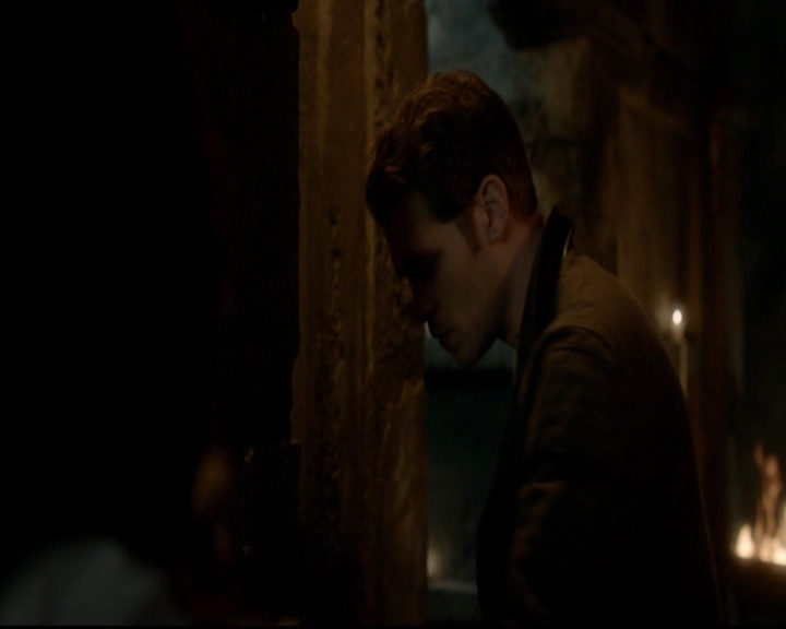 VampireDiariesWorld-dot-nl_TheOriginals_3x14AStreetcarNamedDesire1994.jpg