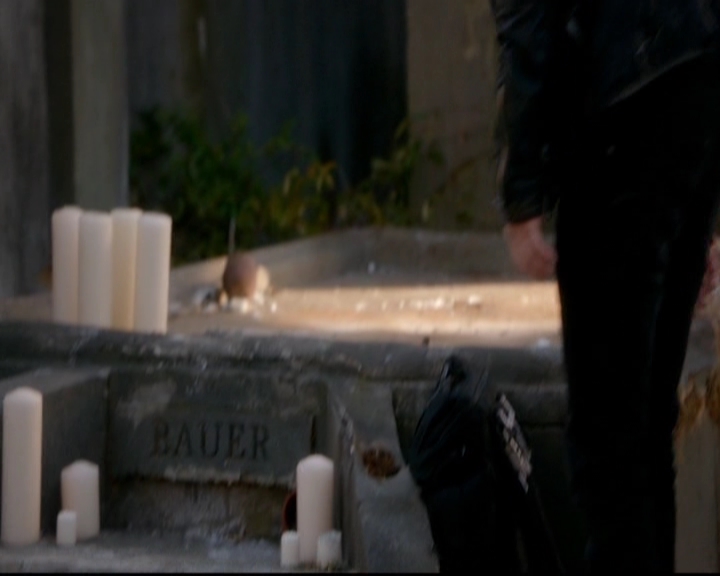 VampireDiariesWorld-dot-nl_TheOriginals_3x14AStreetcarNamedDesire2126.jpg