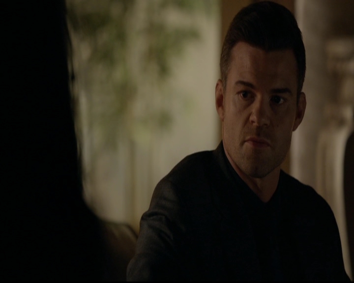 VampireDiariesWorld-dot-nl_TheOriginals_3x15AnOldFriendCalls0030.jpg