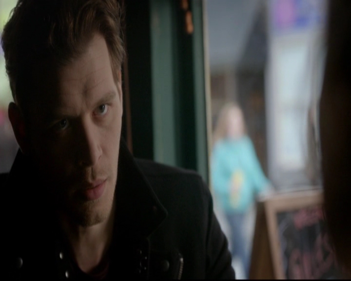 VampireDiariesWorld-dot-nl_TheOriginals_3x15AnOldFriendCalls0401.jpg