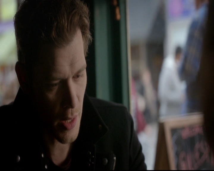 VampireDiariesWorld-dot-nl_TheOriginals_3x15AnOldFriendCalls0403.jpg