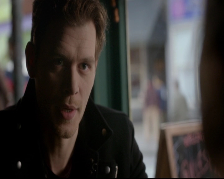 VampireDiariesWorld-dot-nl_TheOriginals_3x15AnOldFriendCalls0410.jpg