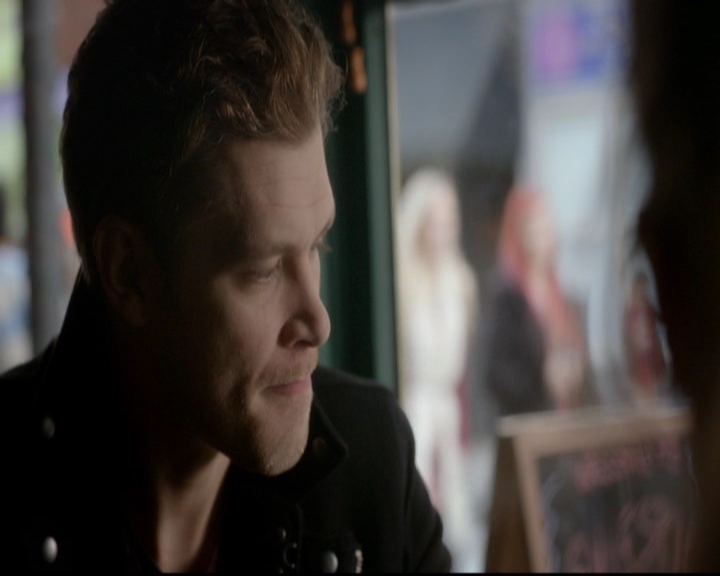 VampireDiariesWorld-dot-nl_TheOriginals_3x15AnOldFriendCalls0433.jpg